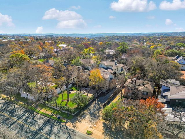 2407 Enfield RD A, Austin, TX 78703