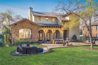 2407 Enfield RD A, Austin, TX 78703