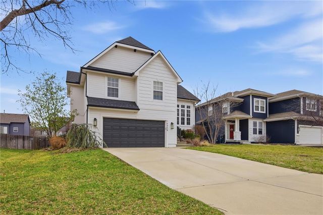 16458 S Lawson Street, Olathe, KS 66062