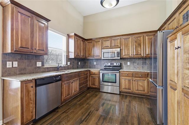 16458 S Lawson Street, Olathe, KS 66062