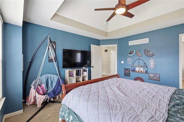 16458 S Lawson Street, Olathe, KS 66062