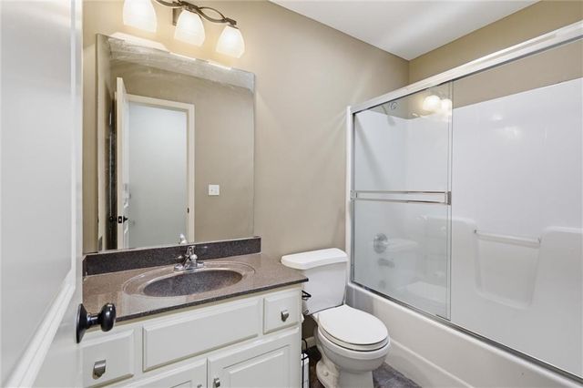 16458 S Lawson Street, Olathe, KS 66062