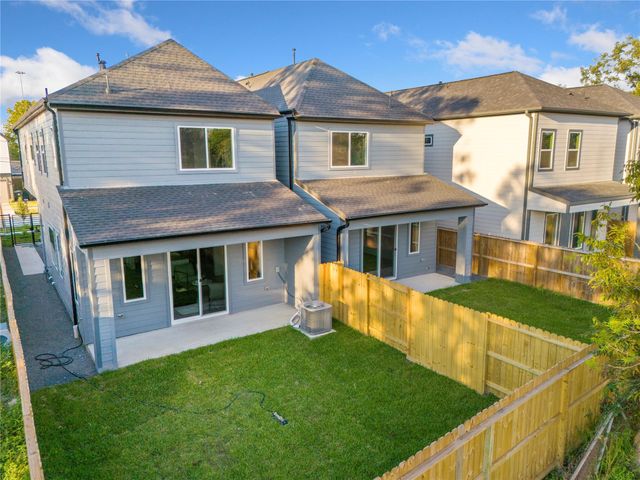 4218 Nichols Street, Houston, TX 77020