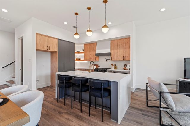 4218 Nichols Street, Houston, TX 77020