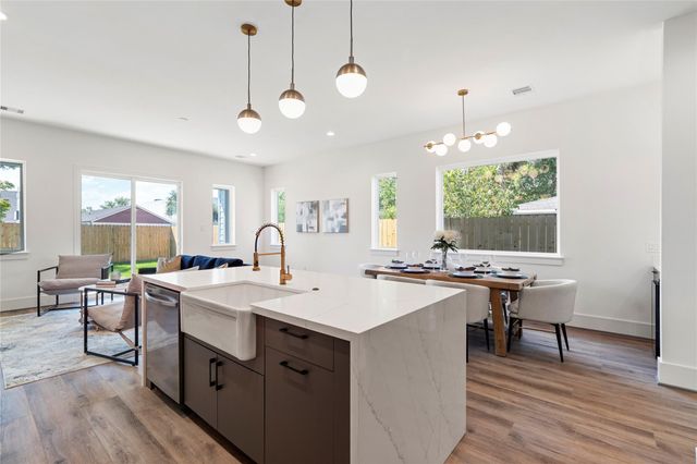 4218 Nichols Street, Houston, TX 77020