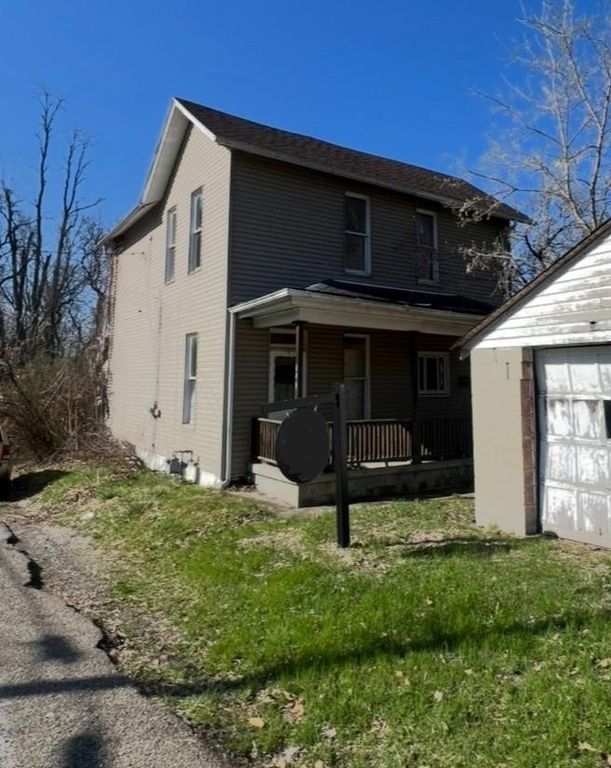 806 High St, New Castle, PA 16101