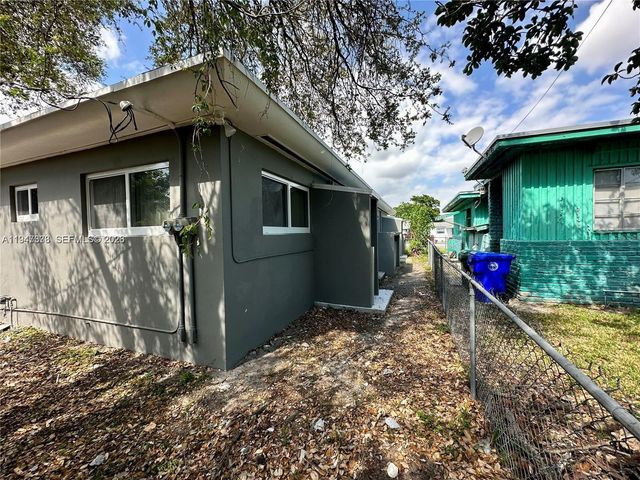 1894 NW 53rd ST, Miami, FL 33142