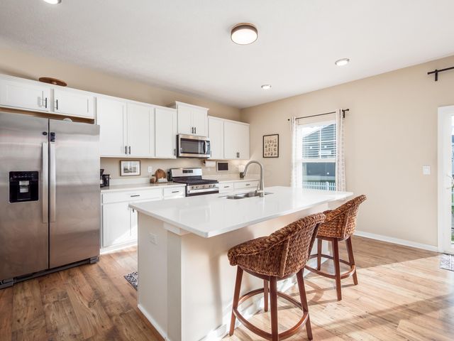 141 Brazos Drive, Delaware, OH 43015