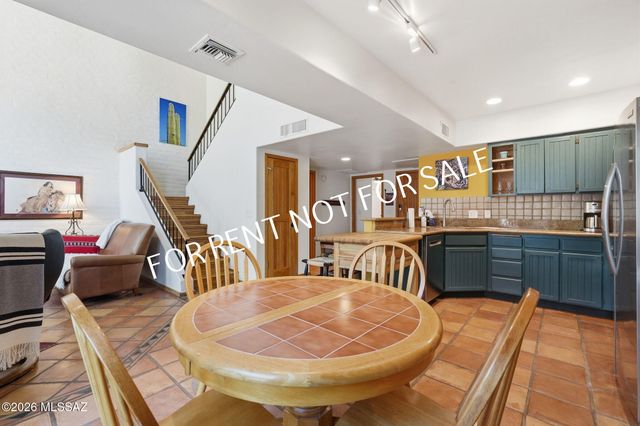 2824 E Sierra Vista Road, Tucson, AZ 85716