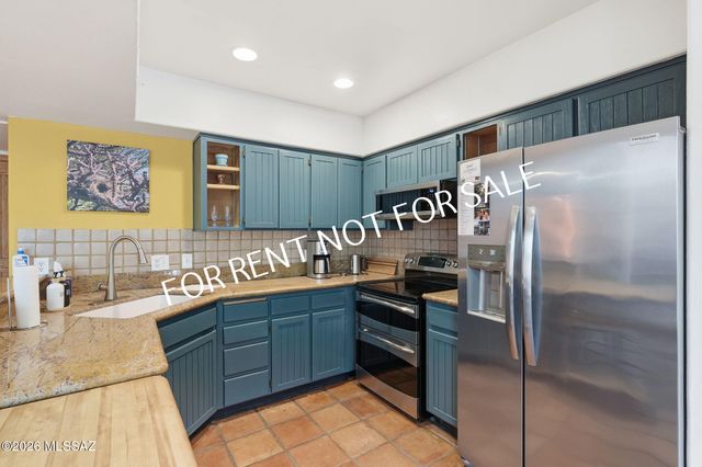 2824 E Sierra Vista Road, Tucson, AZ 85716