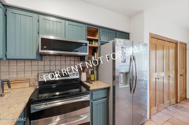 2824 E Sierra Vista Road, Tucson, AZ 85716
