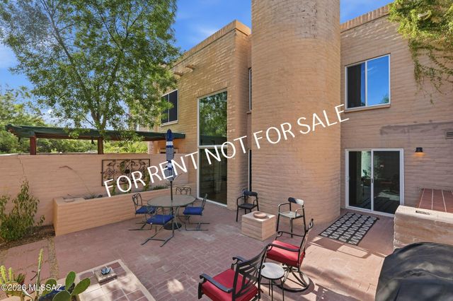 2824 E Sierra Vista Road, Tucson, AZ 85716