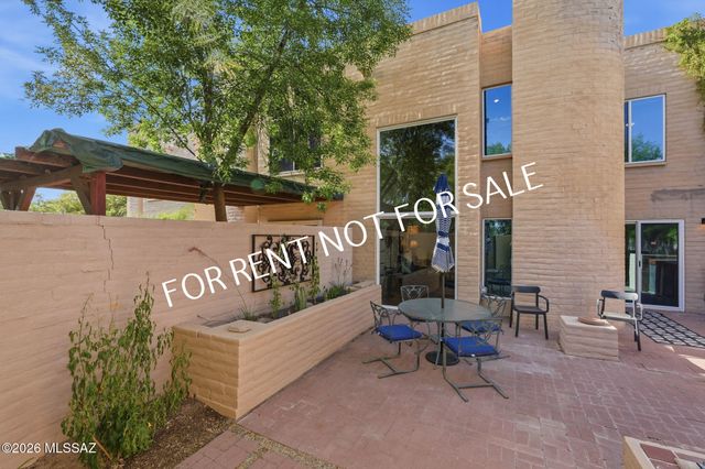 2824 E Sierra Vista Road, Tucson, AZ 85716