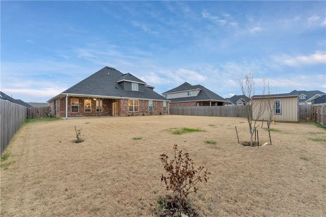 1805 Bergman Road, Pea Ridge, AR 72751