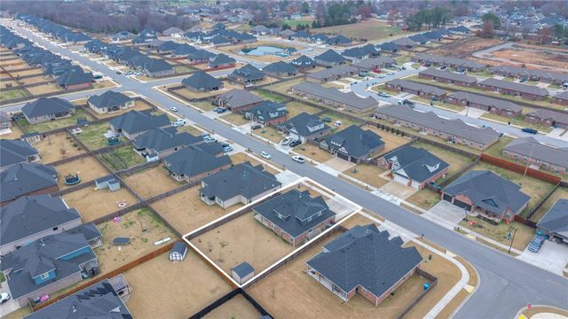 1805 Bergman Road, Pea Ridge, AR 72751