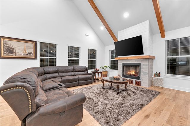 1805 Bergman Road, Pea Ridge, AR 72751