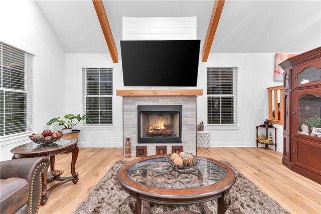 1805 Bergman Road, Pea Ridge, AR 72751