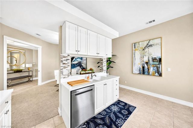 1855 Les Chateaux BLVD 5-201, Naples, FL 34109