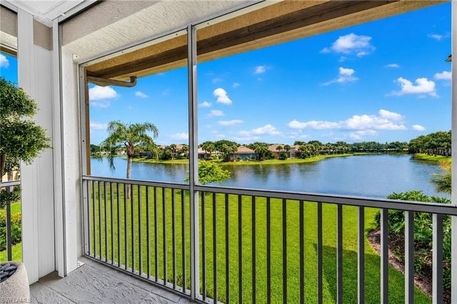 1855 Les Chateaux BLVD 5-201, Naples, FL 34109