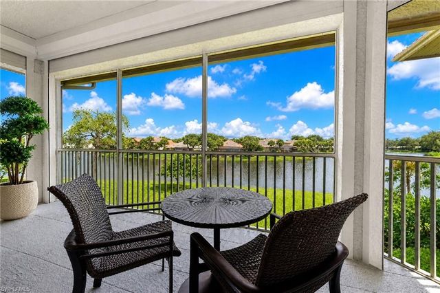 1855 Les Chateaux BLVD 5-201, Naples, FL 34109