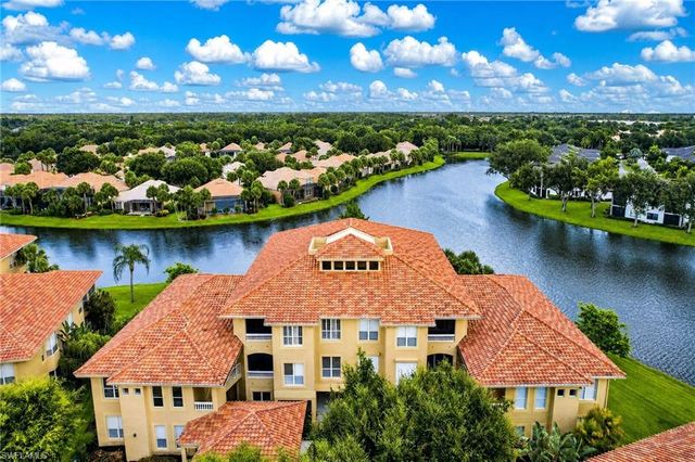 1855 Les Chateaux BLVD 5-201, Naples, FL 34109