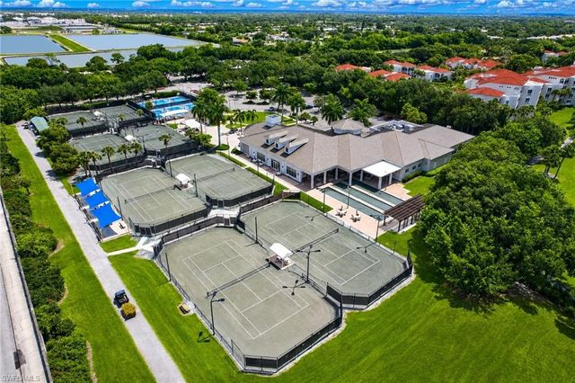 1855 Les Chateaux BLVD 5-201, Naples, FL 34109