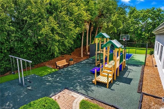 1855 Les Chateaux BLVD 5-201, Naples, FL 34109