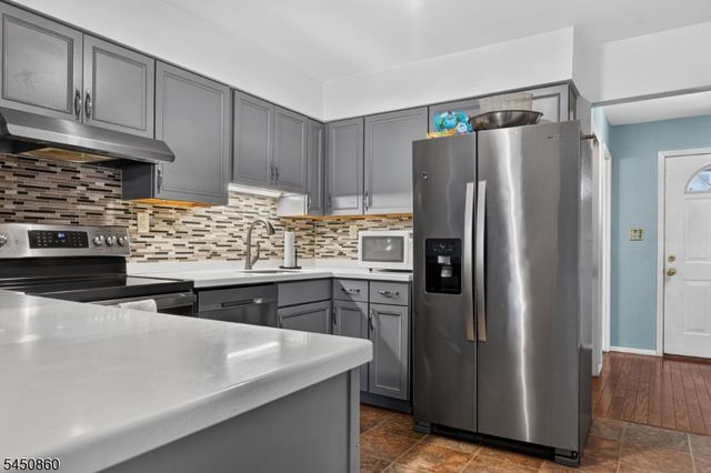 910 Renate Drive, Hillsborough Twp., NJ 08844