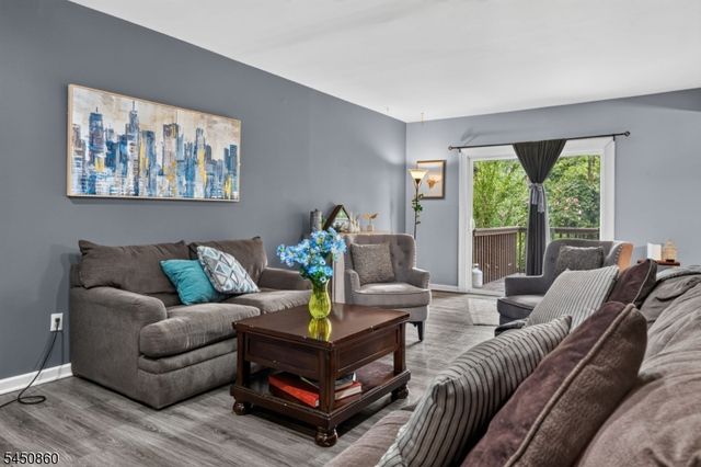 910 Renate Drive, Hillsborough Twp., NJ 08844