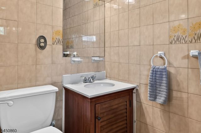 910 Renate Drive, Hillsborough Twp., NJ 08844