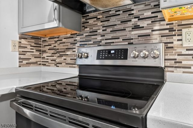 910 Renate Drive, Hillsborough Twp., NJ 08844