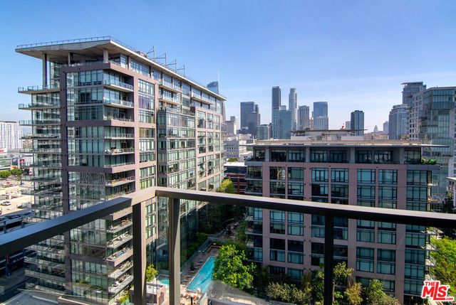 1155 S Grand Avenue 1511, Los Angeles, CA 90015