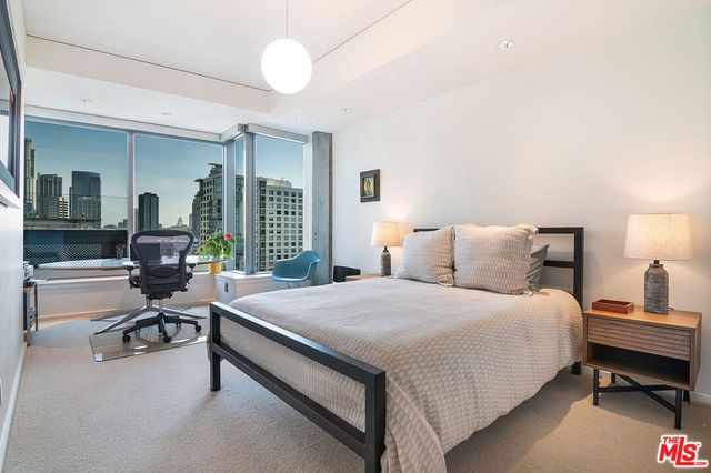 1155 S Grand Avenue 1511, Los Angeles, CA 90015