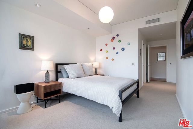 1155 S Grand Avenue 1511, Los Angeles, CA 90015