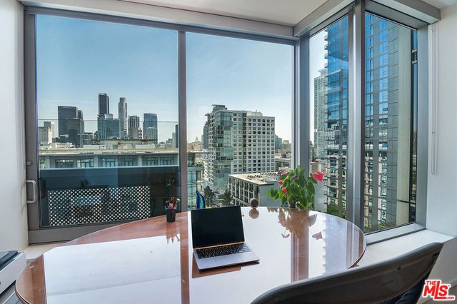 1155 S Grand Avenue 1511, Los Angeles, CA 90015