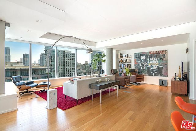 1155 S Grand Avenue 1511, Los Angeles, CA 90015