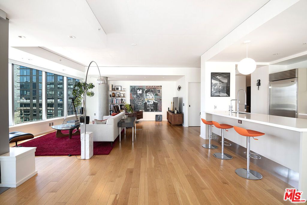 1155 S Grand Avenue 1511, Los Angeles, CA 90015