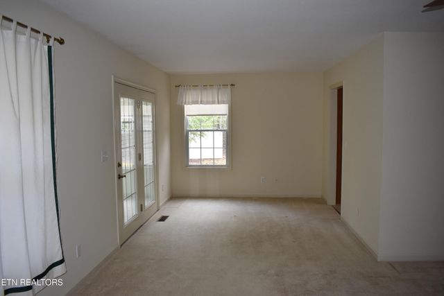 805 Yonside Drive, Sparta, TN 38583