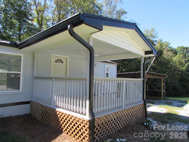 182 Dry Dock Loop, Mooresville, NC 28117