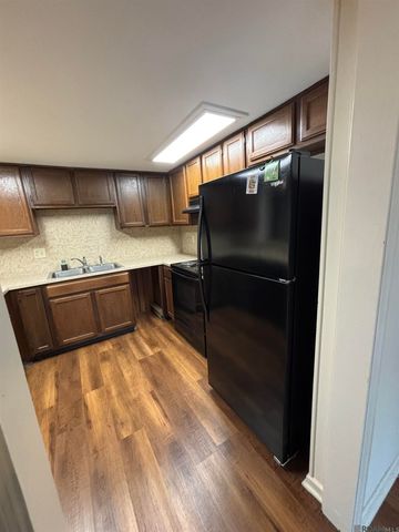 5648 Riverstone Dr, Baton Rouge, LA 70820