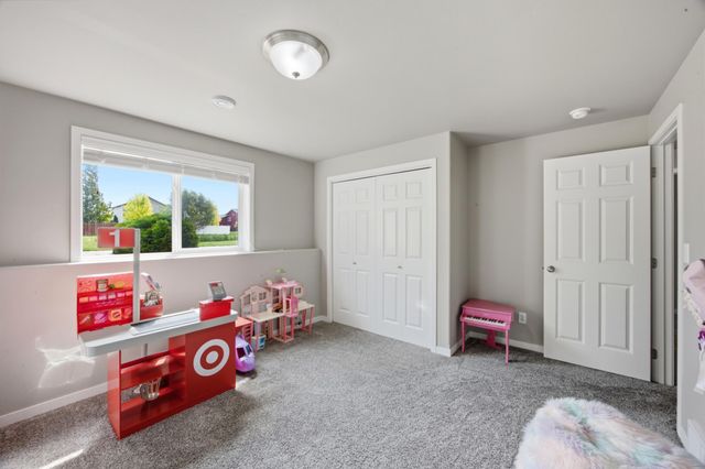 4558 13th Street S, Moorhead, MN 56560