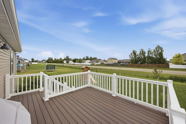 4558 13th Street S, Moorhead, MN 56560