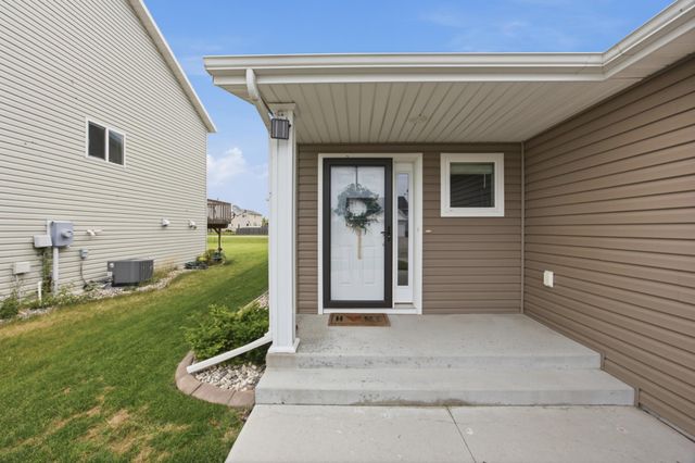 4558 13th Street S, Moorhead, MN 56560