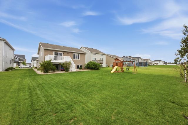 4558 13th Street S, Moorhead, MN 56560