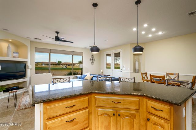 2663 S SPRINGWOOD Boulevard 332, Mesa, AZ 85209