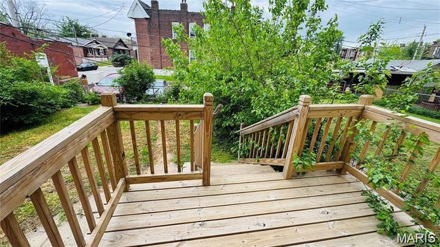 3744 Gravois Avenue, St Louis, MO 63116