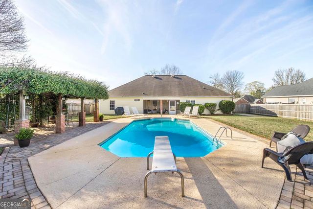 203 Cumberland Woods Terrace, Warner Robins, GA 31088