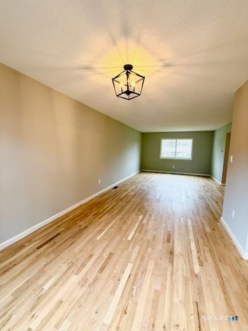 58 Blackhaw Drive 58, Cromwell, CT 06416