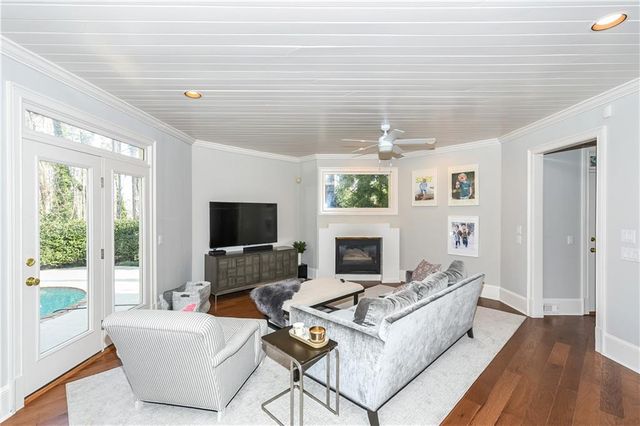 860 Carlton Ridge NE, Atlanta, GA 30342