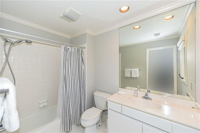 860 Carlton Ridge NE, Atlanta, GA 30342